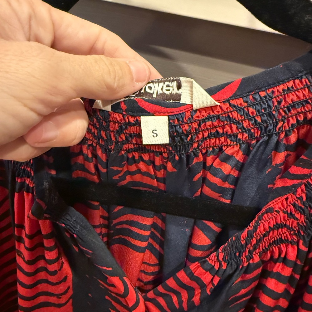 Tucker Women's Vibrant Red and Navy Blouse - Picture 3 of 3